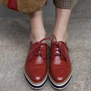 HALOGEN X ATLANTIC PACIFIC Platform Oxford | 7.5 | Red Chili Patent | Preppy